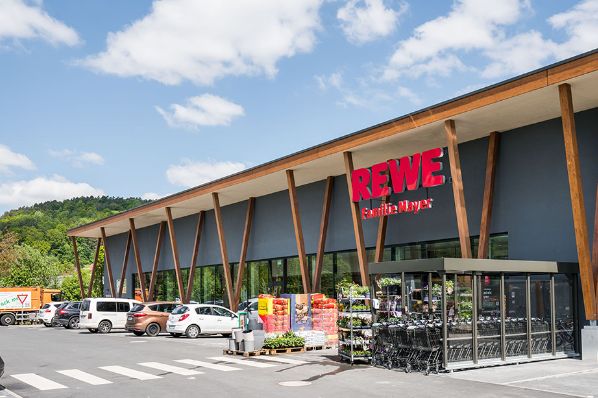 Redos Group acquires German shopping centre