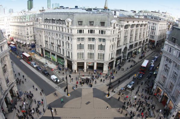 IKEA acquires former Topshop store in Oxford Circus for €446m (GB)