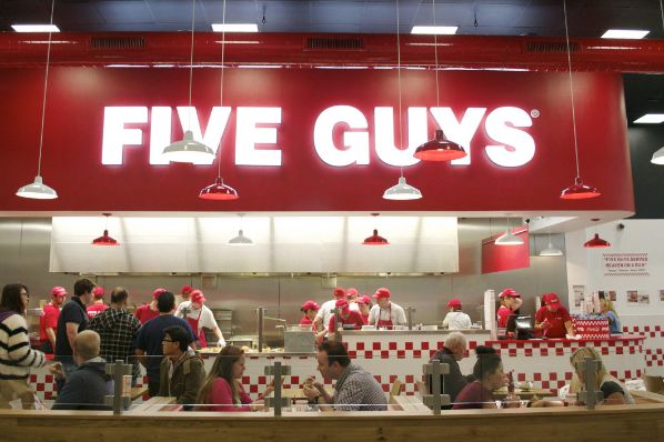 Five Guys joins Festival Place roster (GB)