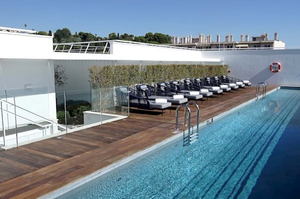 Hotel Indigo opens second hotel on the French Riviera