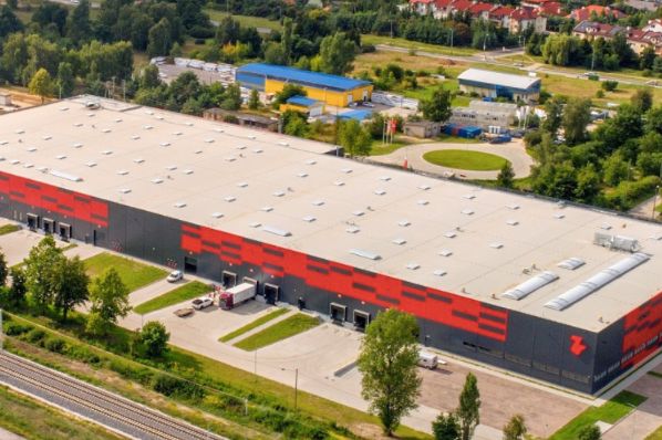Macquarie AM acquires Lodz logistics scheme (PL)