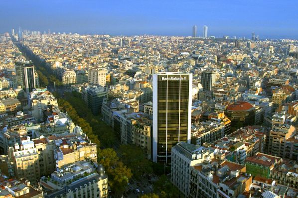 Hines buys the Banco Sabadell tower in Barcelona (ES)