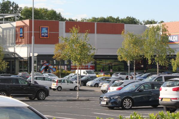 Aldi grows its presence across UK retail parks