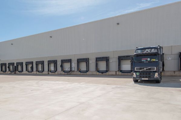 Arrow acquires Madrid logistics facility for €23m (ES)