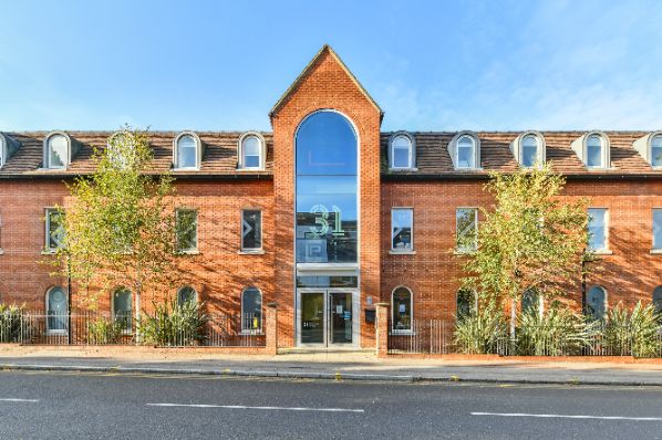 Bradda Capital acquires Guildford office building for €15.2m (GB)