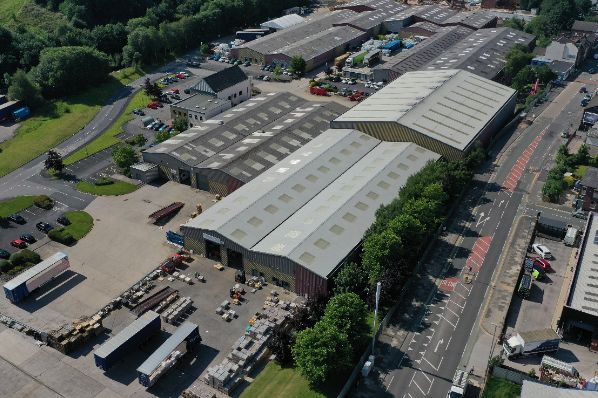 Oxenwood acquires Manchester logistics park for €22 (GB)