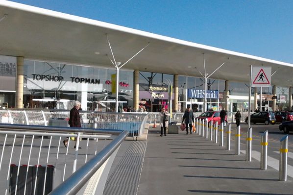 Delancey and Columbia Threadneedle Investments buy Castlepoint Shopping Park (GB)