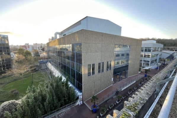 Oxford Properties and Novaxia buy Paris life sciences campus (FR)
