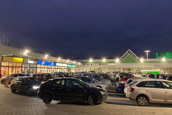 AB Tewox acquires five retail parks in Poland