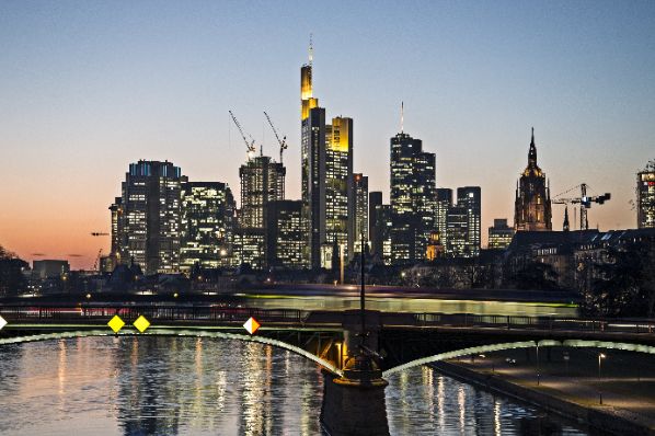 PATRIZIA secures refinancing of Commerzbank Tower in Frankfurt (DE)
