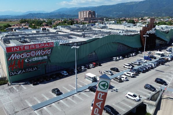 Spar acquires IL GRIFONE shopping centre in Bassano del Grappa (IT)