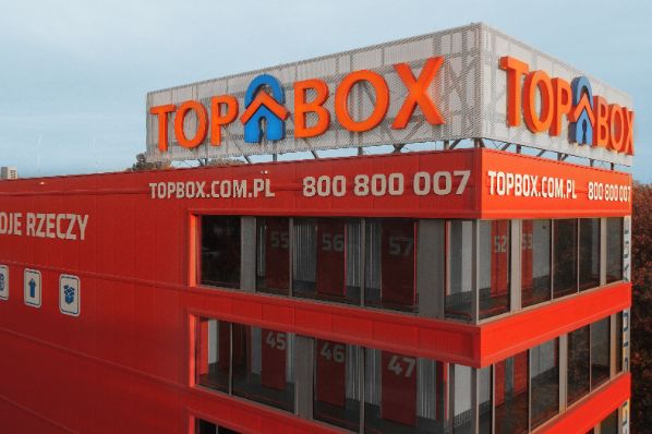 Stokado purchased Top Box adding 9000m2 to portfolio (PL)
