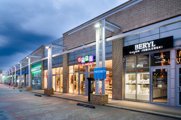 Tewox buys two retail parks from Capital Park Group (PL)