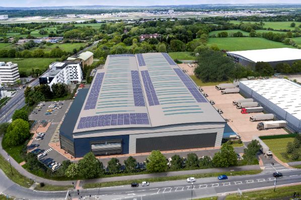 Panattoni developing logistics park in Crawley (GB)