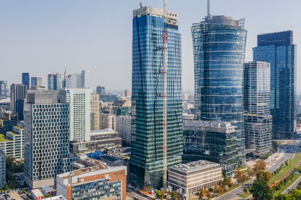 The Bridge office in Warsaw gains Santander as anchor tenant (PL)