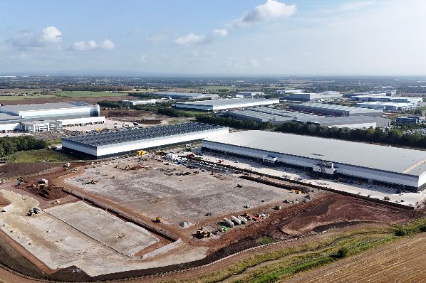 Indurent to build industrial unit at Omega West in Warrington (GB)