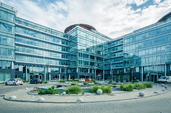 Revetas Group sold the Trinity One office in Warsaw to Longvilliers (PL)