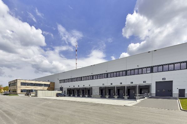 ECE sold Hamburg-Billbrook logistics centre (DE)