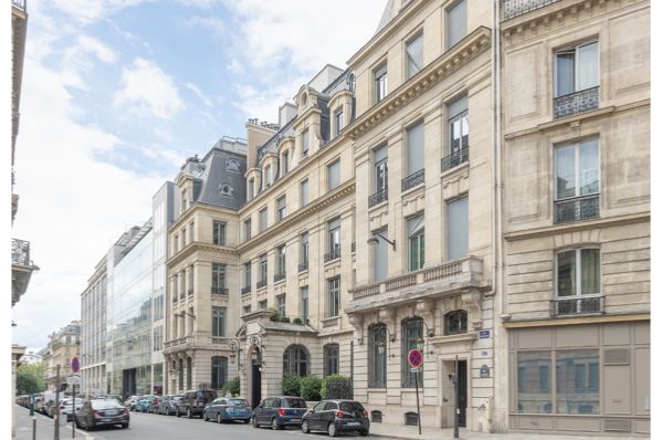 Deka Immobilien secures €430m exit from Paris office complex