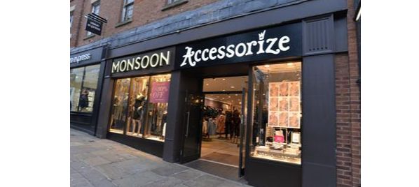 Newmark secures strategic UK retail expansion for Monsoon and Accessorize across high street and airports