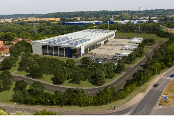 Panattoni secures planning for 9,890 m² logistics park as Thames Valley shortage drives rental surge