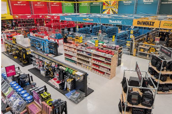 London's largest tool superstore takes shape as ITS signs eight-year deal at Padrock's €111m Dagenham logistics hub