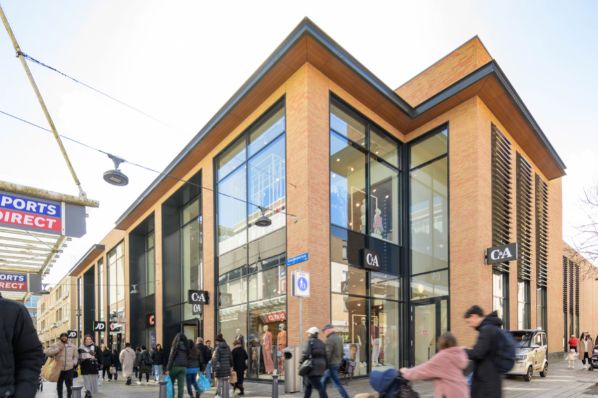 Savills IM sells prime Almere high street asset to Bouwinvest's Dutch retail fund