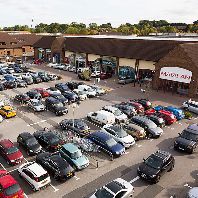 LGIM puts €64.46m UK shopping park up for sale