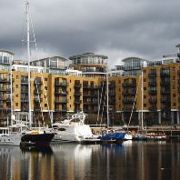 Blackstone refinances London's St Katharine Docks (GB)