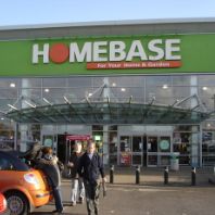 Homebase to close 42 stores (GB)