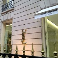 Invesco Real Estate acquires prime luxury retail asset in Paris (FR)