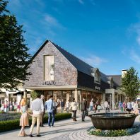 Robert Hitchins and ROS Retail Outlet Shopping team up for UK retail scheme