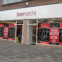 3,000 jobs at risk as Bonmarché goes into administration (GB)