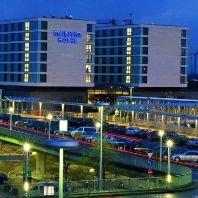 Commerz Real acquires Dusseldorf hotel for €162m (DE)