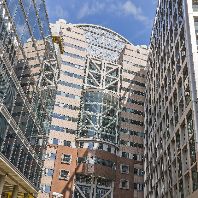 King Street and Arax Properties acquire London office building (GB)