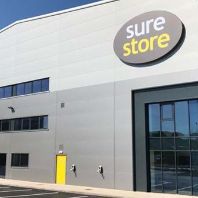 Legal & General acquires two regional self-storage assets (GB)