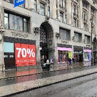 London Topshop flagship goes for sale for €486.4m (GB)