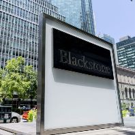 Blackstone proposes €1.38bn buyout of St. Modwen Properties (GB)