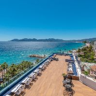 Hilton to debut in Cannes (FR)