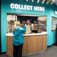Deliveroo opens first bricks and mortar store in London (GB)