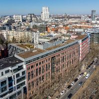 Macquarie AM and MAPFRE acquire office building in Berlin (DE)