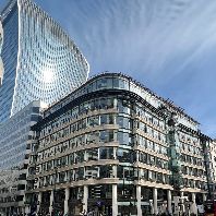 Obayashi Properties buy London office building (GB)