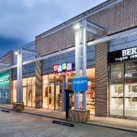 Tewox buys two retail parks from Capital Park Group (PL)