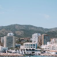 Invesco acquired resi properties in Marbella from DAZEO (ES)