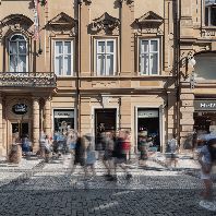 Luxury surge and fast-food wave: 16 new retail brands enter Czech Republic in H1 2025