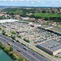 TwentyTwo Real Estate sells Chasse Sud retail park to Hines fund at prime yield following five-year value-add programme