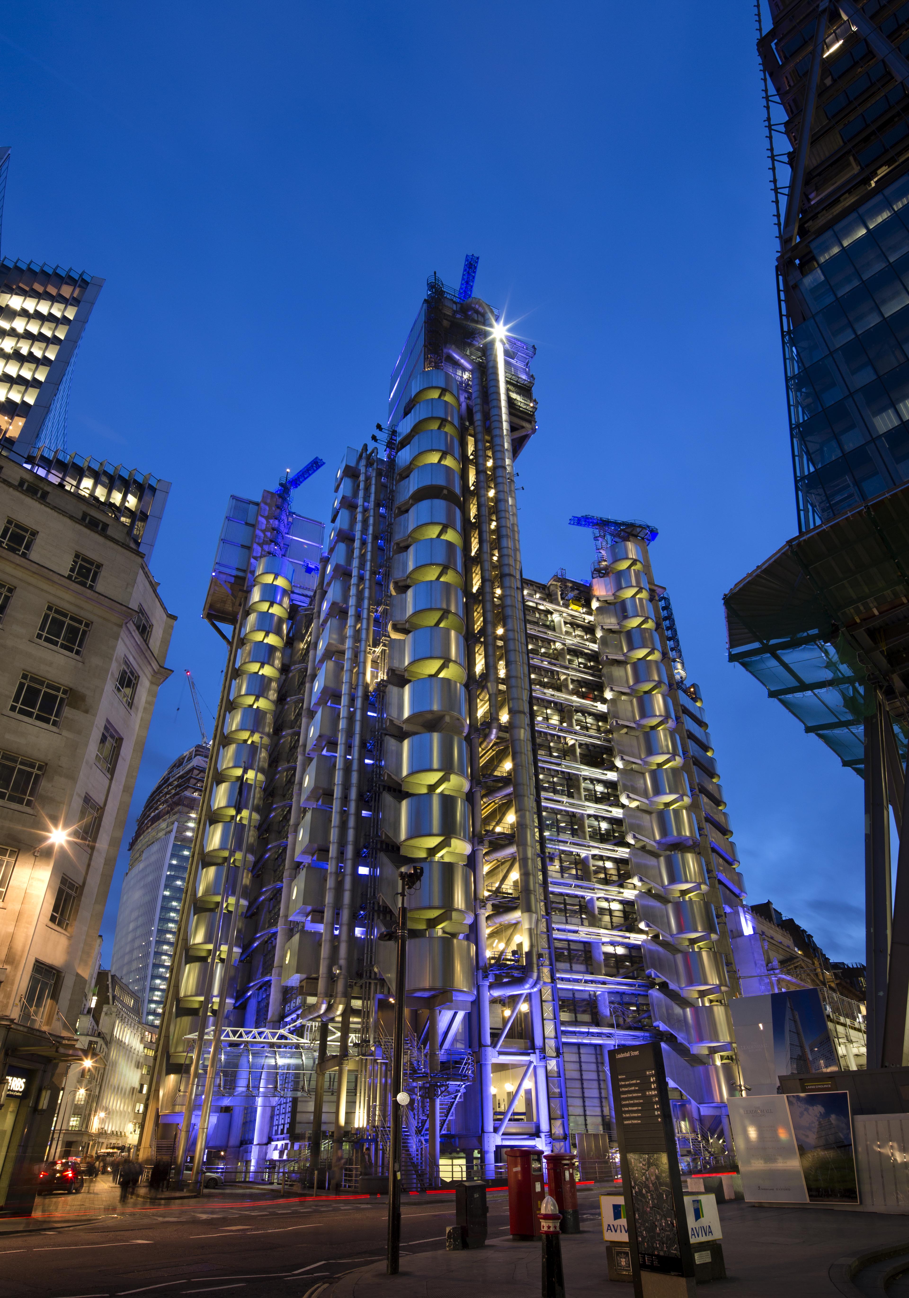 Commerz Real sells the Lloyds building in London to Chinese insurer for ...